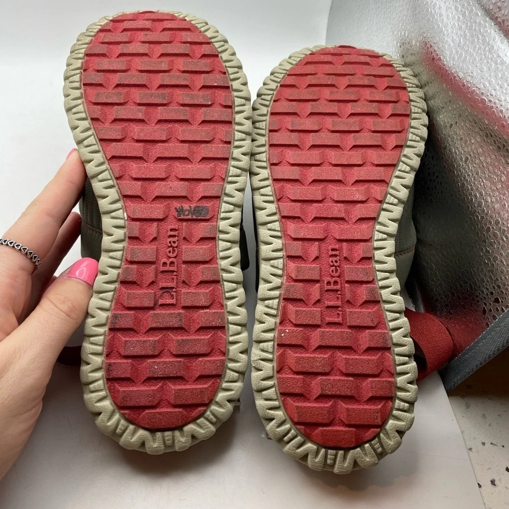 L.L Bean Airlight boys green mules size 3-4
